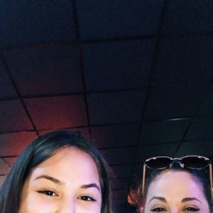 Meet your Posher, Alma